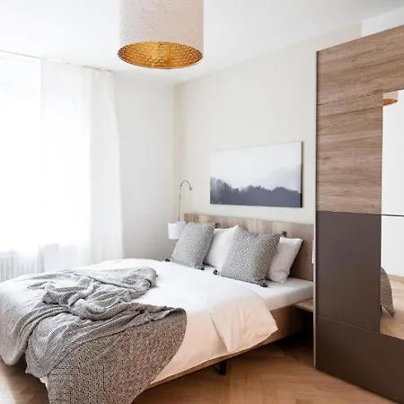 Badenerstrasse 356 - Self Check In By Homenhancement *