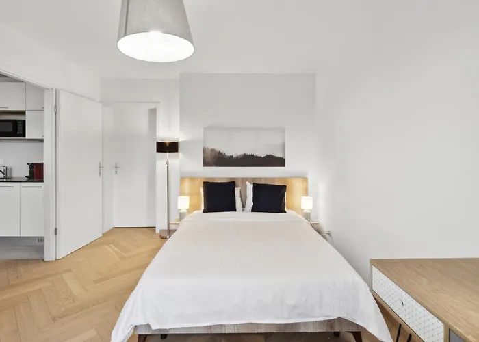 Badenerstrasse 356 - Self Check In By Homenhancement شقة زيورخ